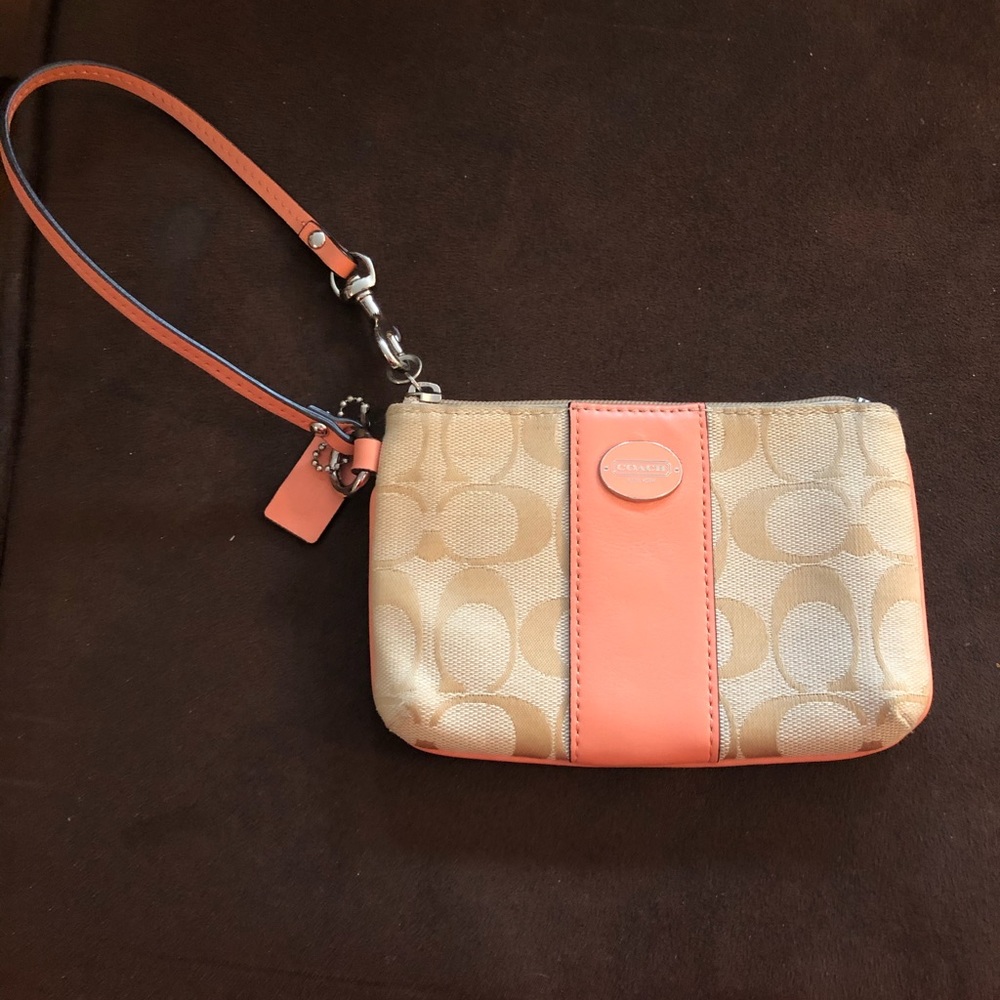 Coach wristlet - barely used!